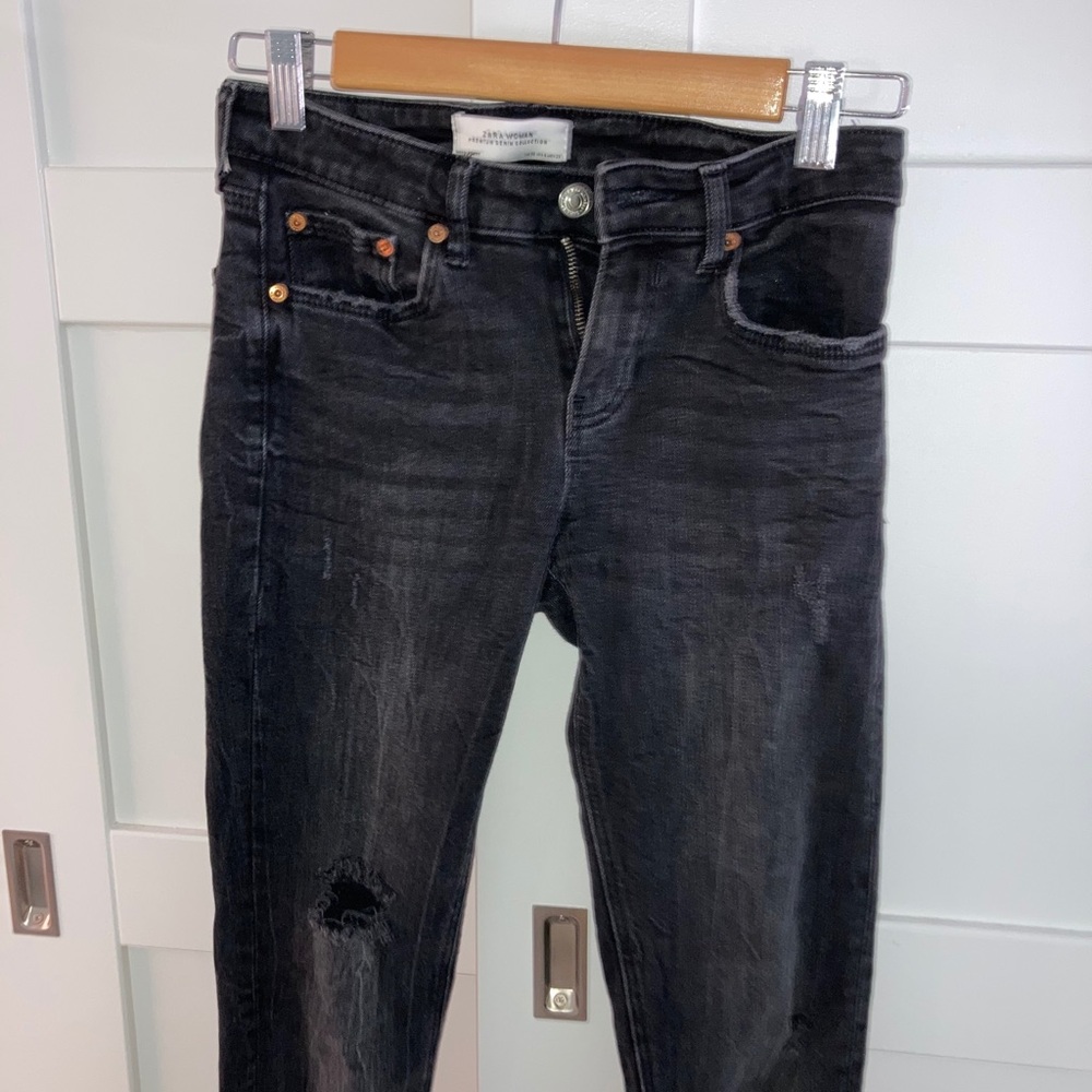 Zara jeans (mid rise)